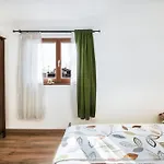 Апартаменты Tiny Garden Медулин