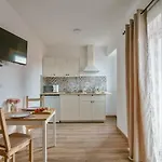 Апартаменты Tiny Garden *