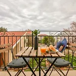 Tiny Garden