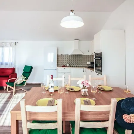 Tiny Garden Apartman *