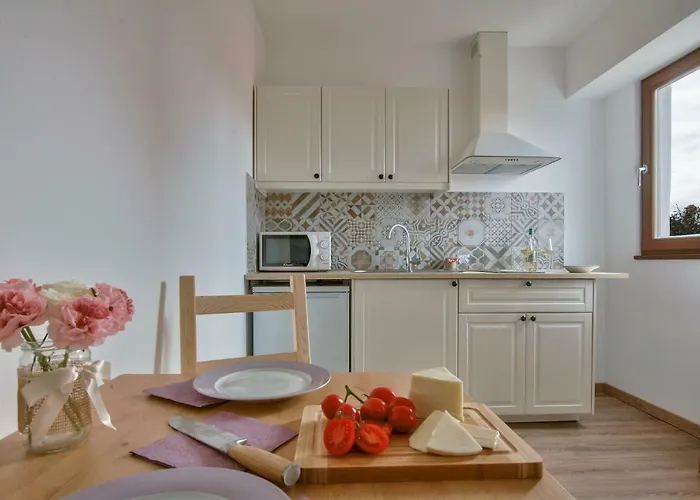 아파트 Tiny Garden 메덜린