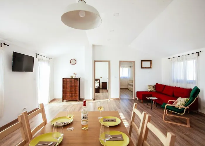 아파트 Tiny Garden 메덜린